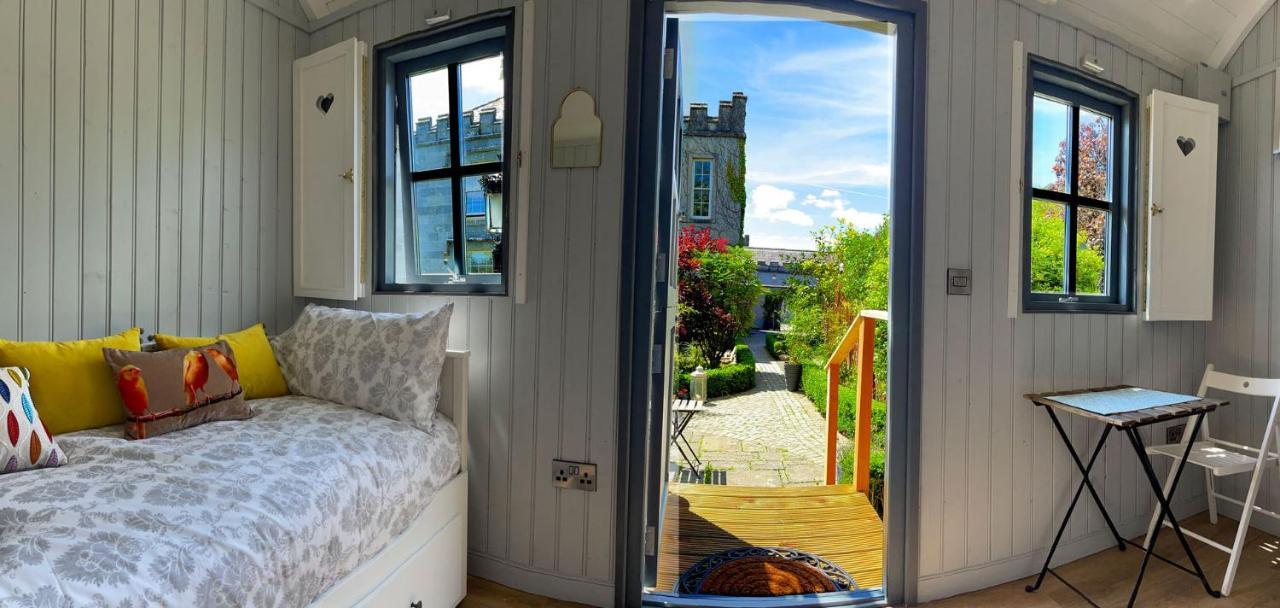 Lilac Hut Shepherds Hut Килкенни Экстерьер фото